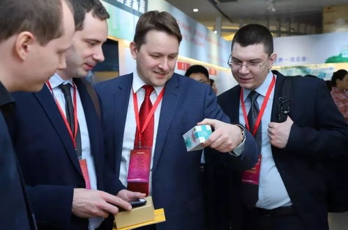 中藥大品種如何國(guó)際化 聽(tīng)聽(tīng)白云山 華佗再造模式